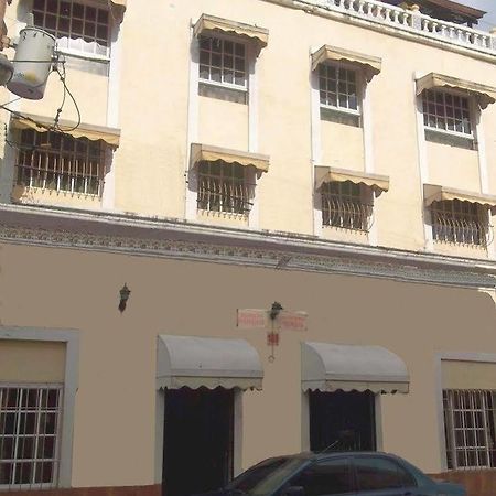 Hostal Condo-Parque Santo Domingo Kültér fotó
