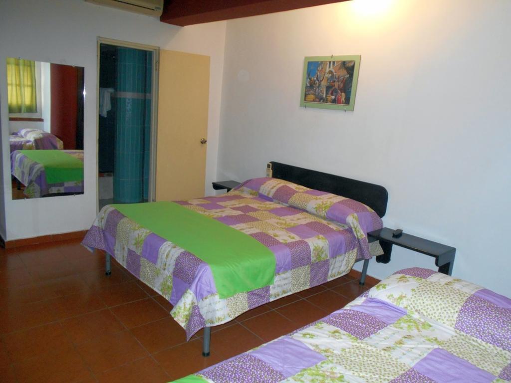 Hostal Condo-Parque Santo Domingo Kültér fotó