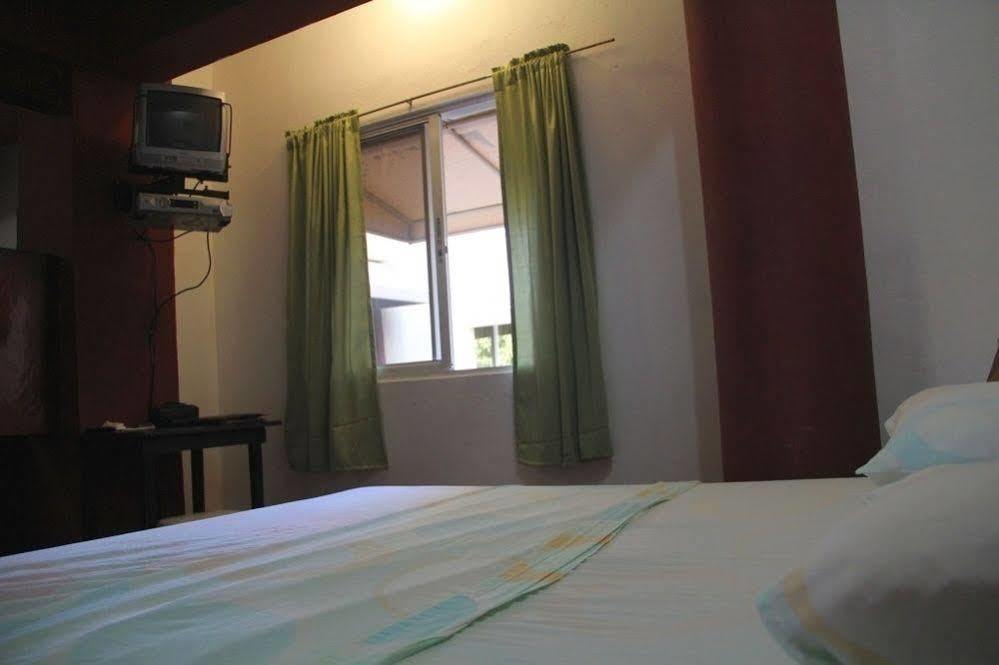 Hostal Condo-Parque Santo Domingo Kültér fotó