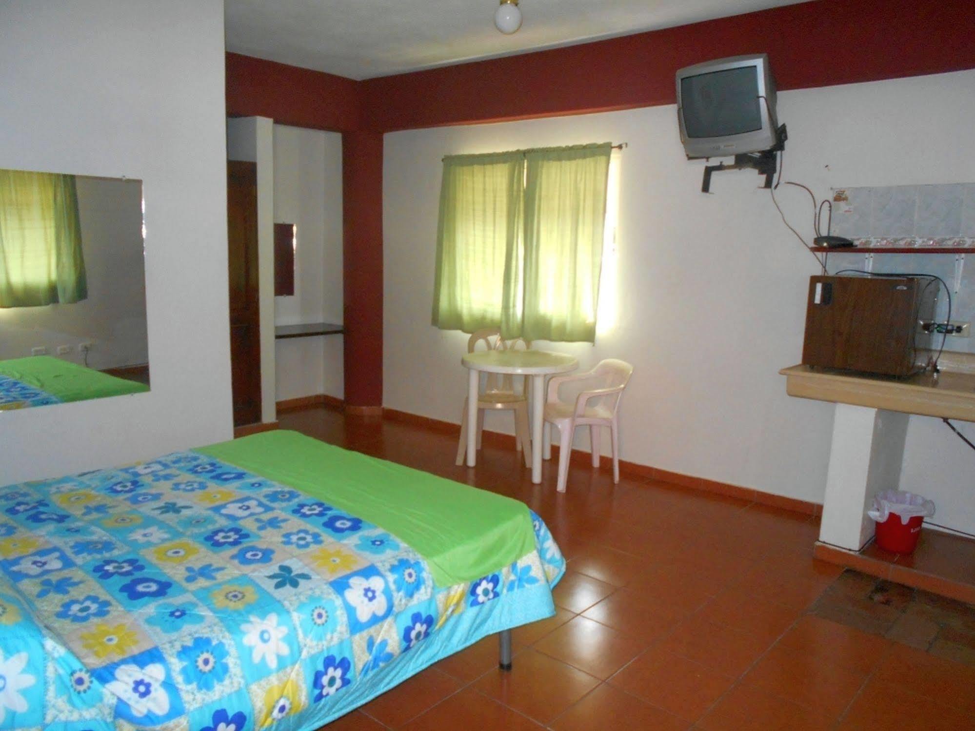 Hostal Condo-Parque Santo Domingo Kültér fotó