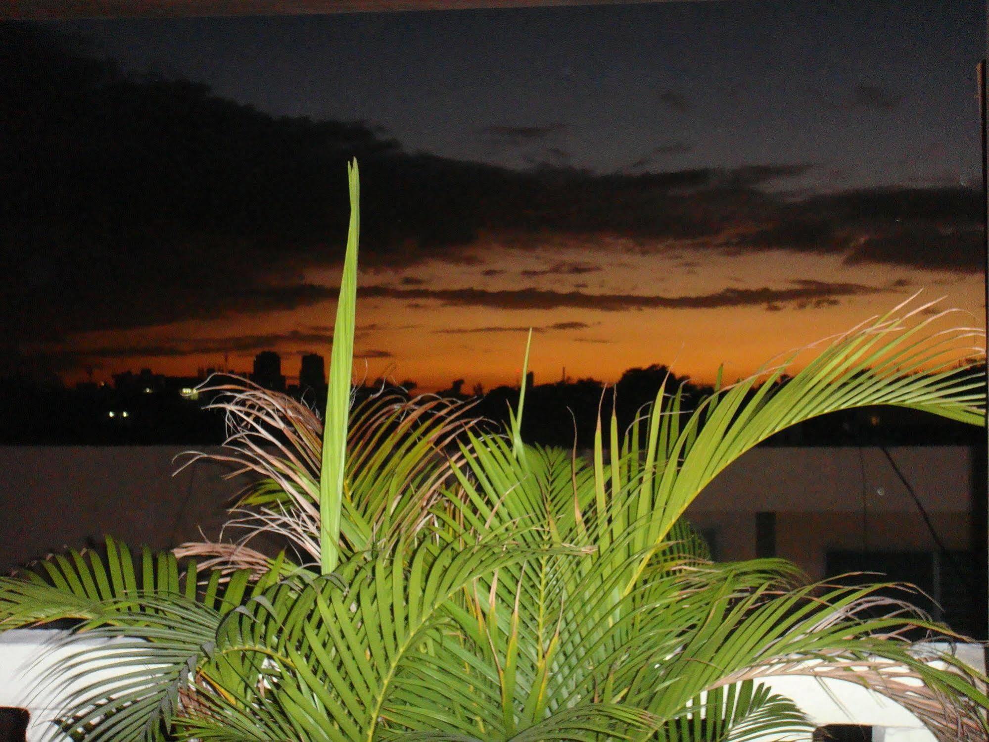 Hostal Condo-Parque Santo Domingo Kültér fotó